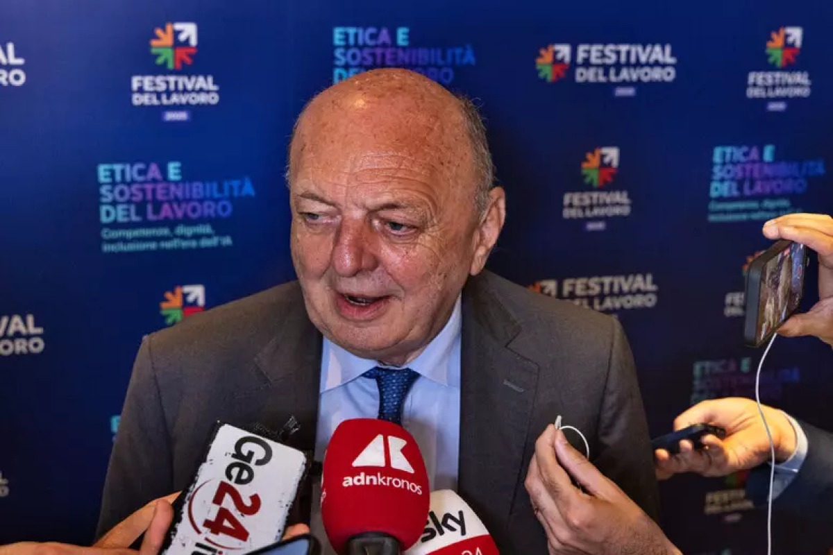 Rimini ospita il Ministero per la transizione energetica e le politiche ambientali - Ansa