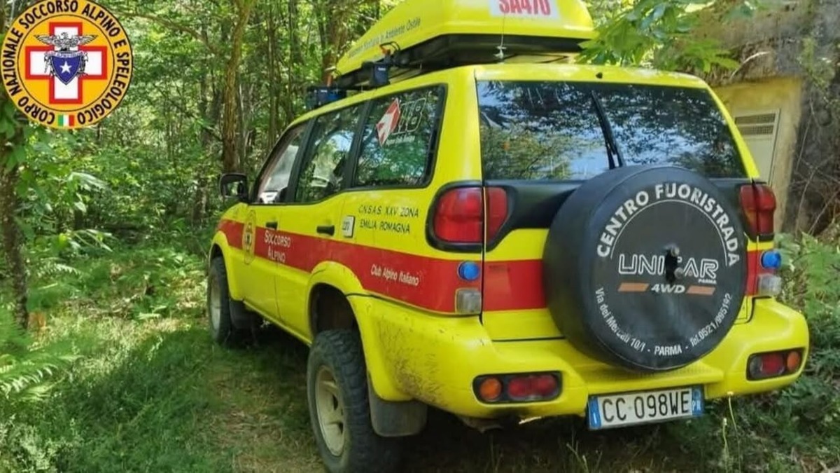 Si perdono sul Passo dei Mandrioli: rintracciati con il Gps e messi in salvo - Soccorso Alpino PH Repertorio