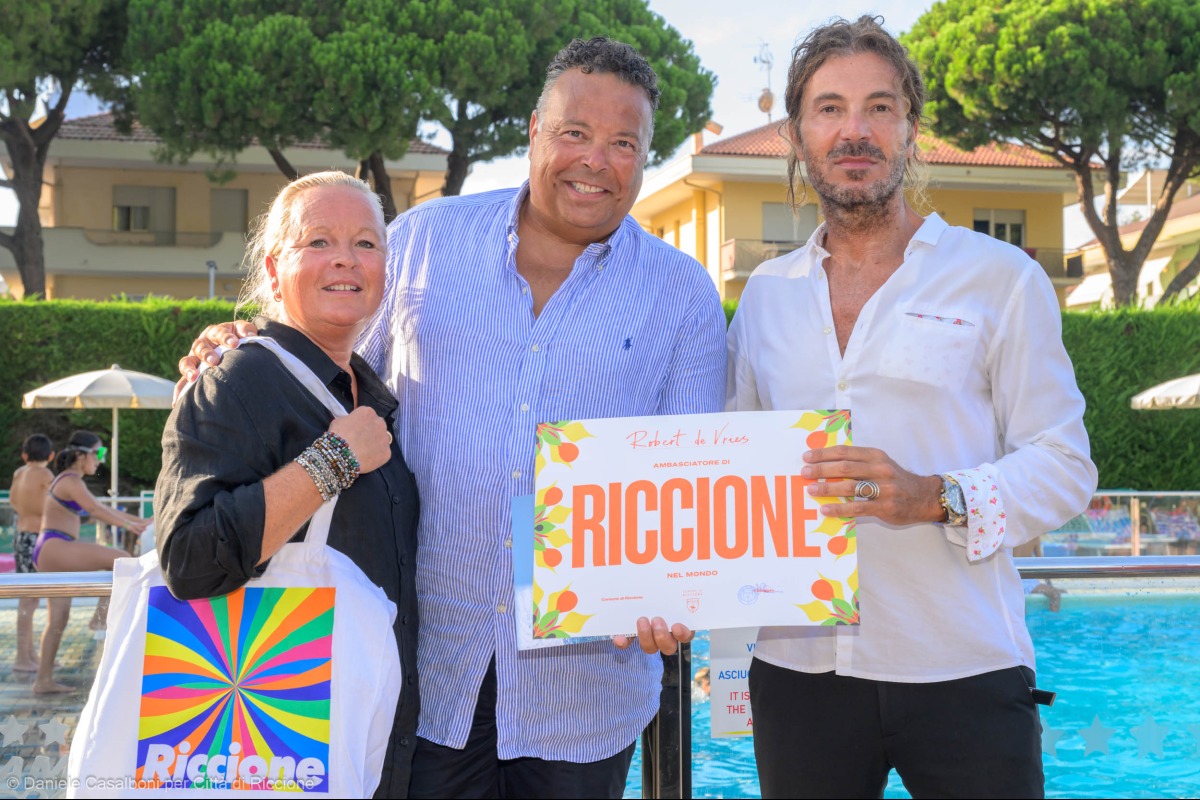 Oltre cinquant’anni d’amore per Riccione: Robert de Vreis nominato Ambasciatore della città - Ph Casalboni