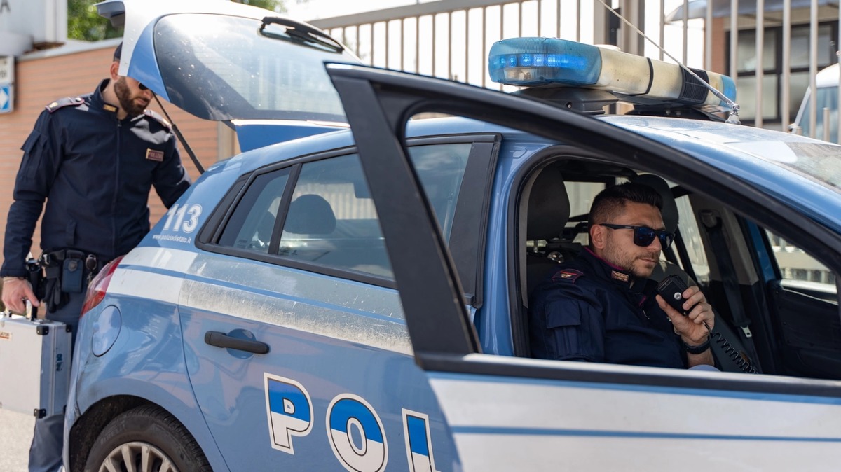 Rimini, maxi controlli per Ferragosto: 491 chiamate, 11 multe per prostituzione e arresto per spaccio - 