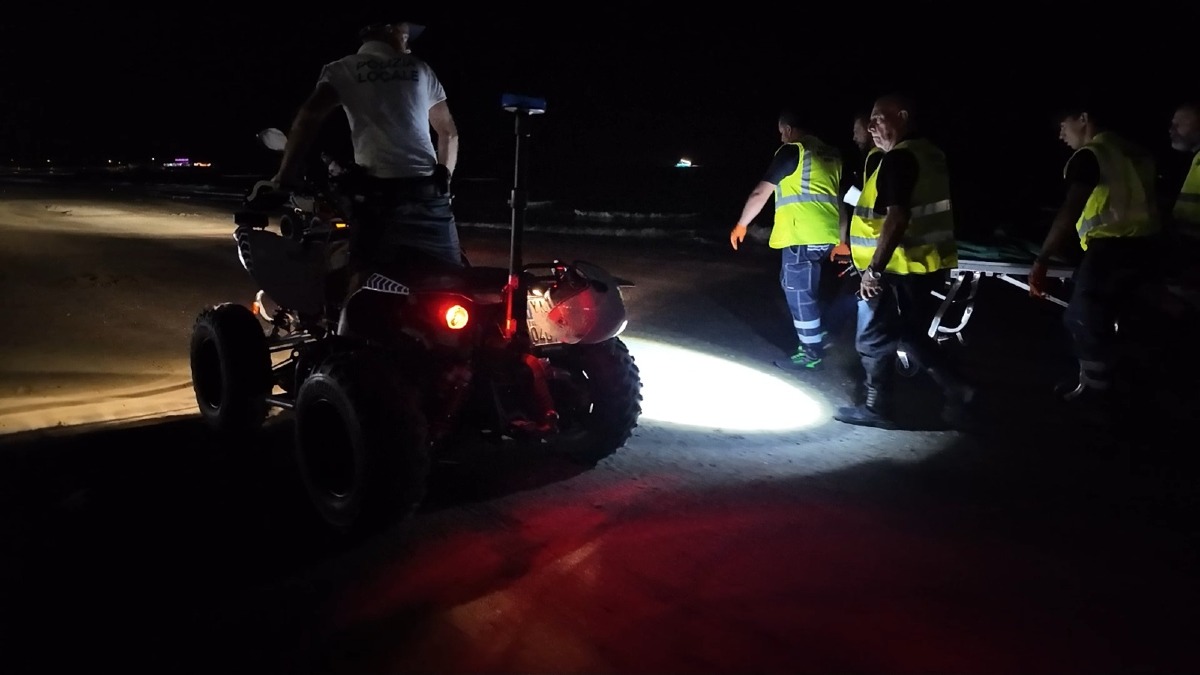 Rimini, 21enne annegato a Ferragosto: confermata la morte accidentale, via libera ai funerali - Il corpo è stato rinvenuto sulla battigia del Bagno 9