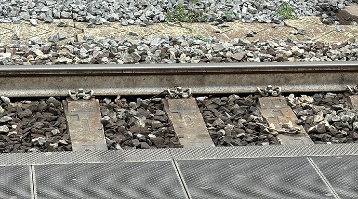 Scontro tra carri merci e treno regionale sulla linea del Brennero - 
