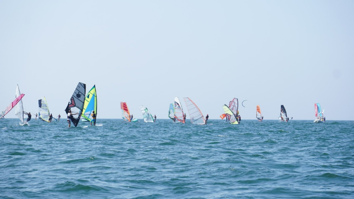 Lo spettacolo dei Windsurf a Cattolica: torna una delle feste più amate dell'estate - Windsurf Day Cattolica