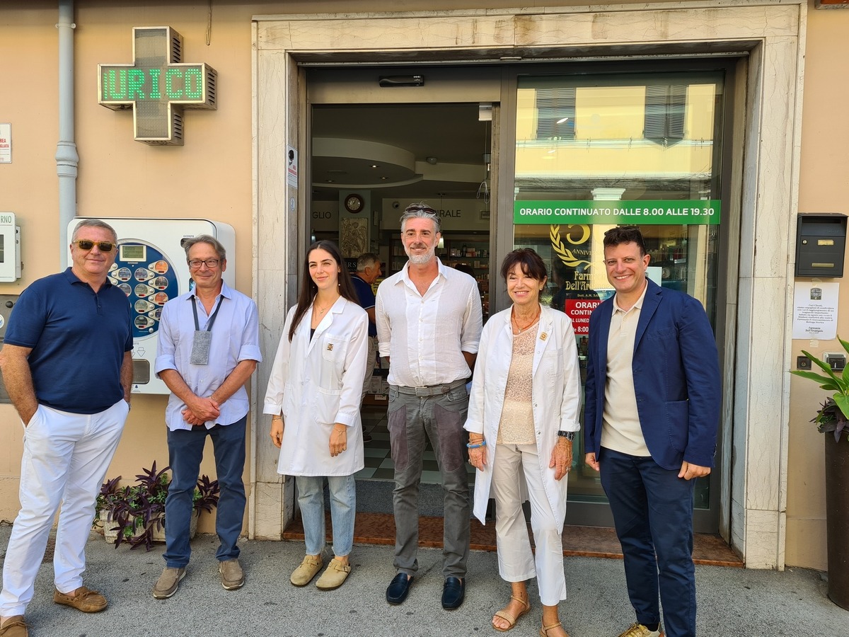 Aperta dagli anni '40, Santarcangelo celebra la sua farmacia "storica" -