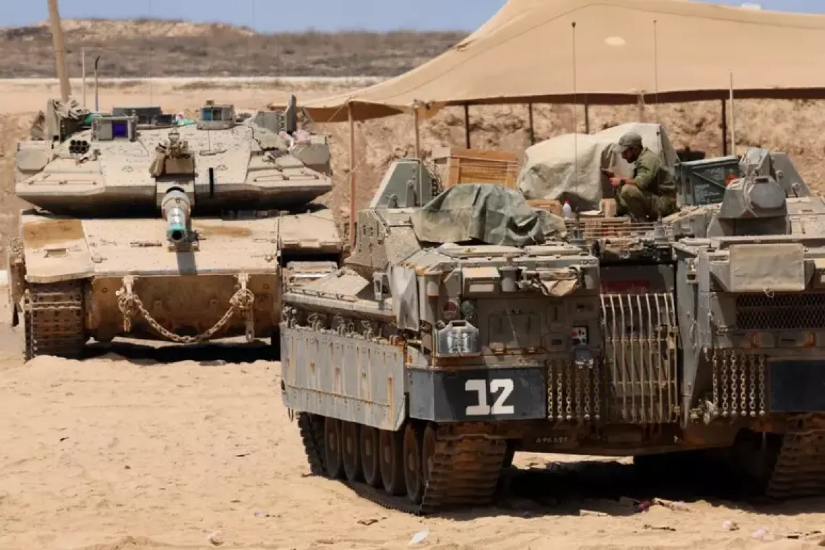L'esercito israeliano alla periferia di Gaza City: verso una nuova offensiva - © Ansa/Afp