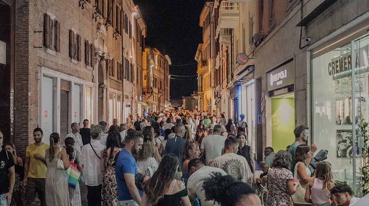 Rimini Shopping Night: gran finale il 27 agosto - Il centro storico con la "Rimini Shopping Night