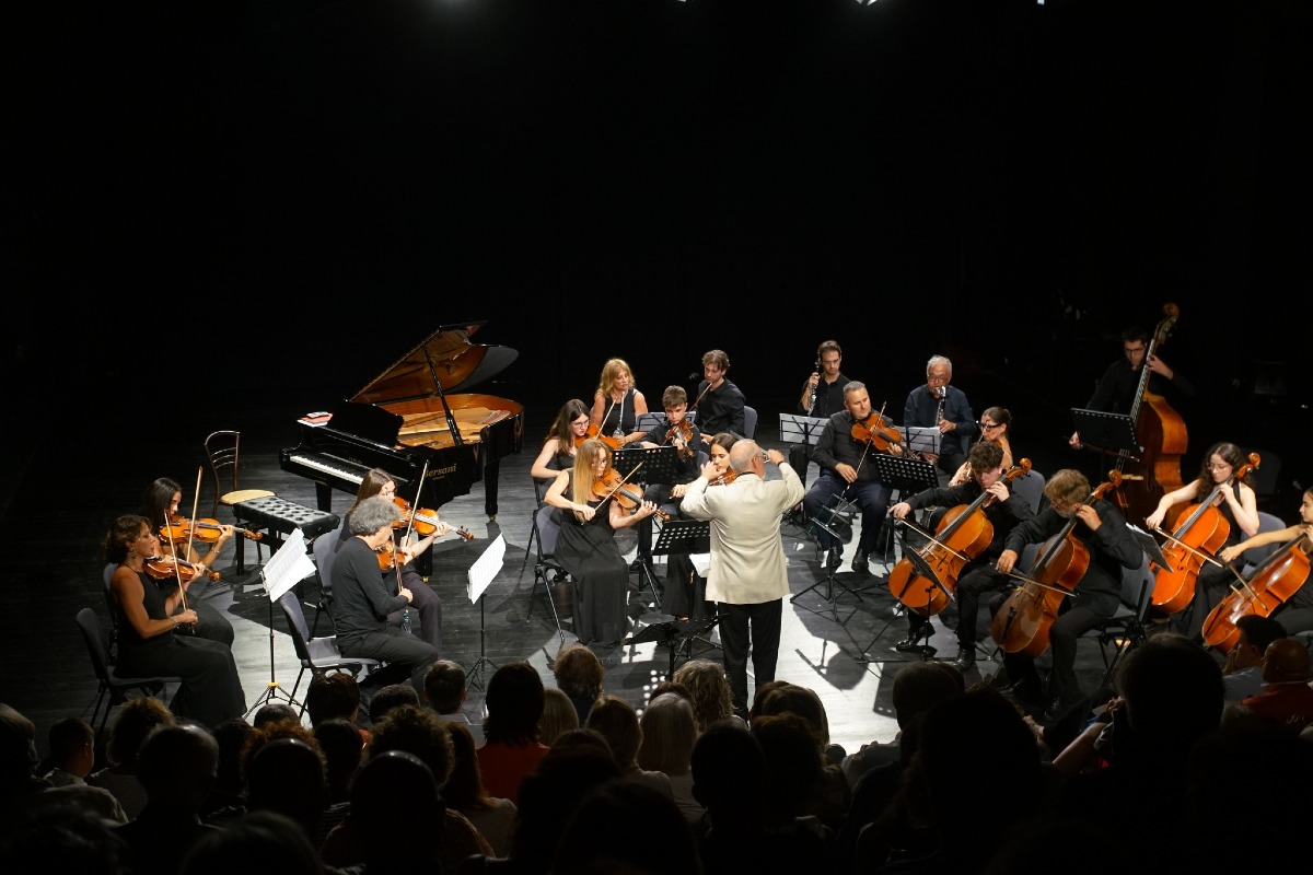 Standing ovation a Santarcangelo per la Stradivari International Music Academy -