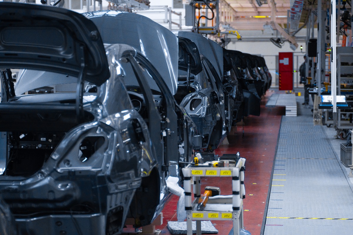 Accordo Europa-Usa sui dazi: tetto al 15% sulle auto -