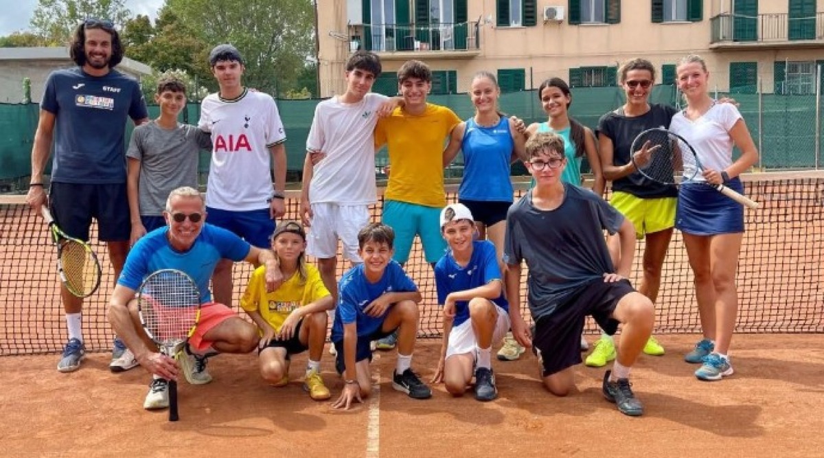 Tennis, al Ct Cicconetti in evidenza Zanzini, Bomba, Vincenzi, Pecorari e Sartoni - Tecnici e giovani del Circolo Tennis Cicconetti