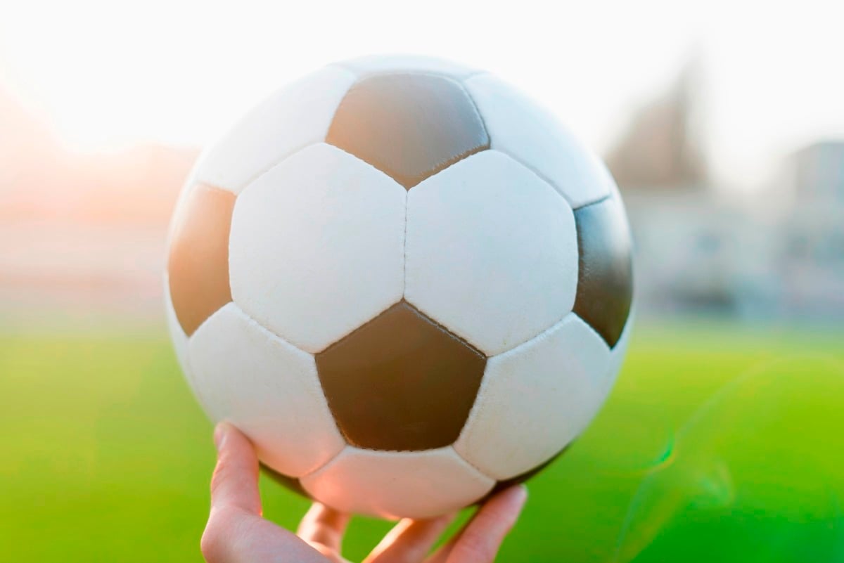 Condannato per violenza su minori durante il camp calcistico: revocato patentino Uefa C - Calcio, pallone REPERTORIO