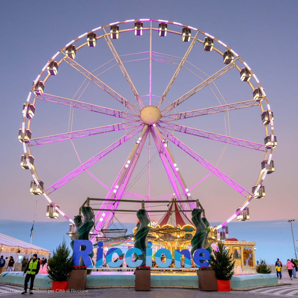 Riccione: nuova ruota panoramica. Il Comune apre il bando alla ricerca dei gestori -