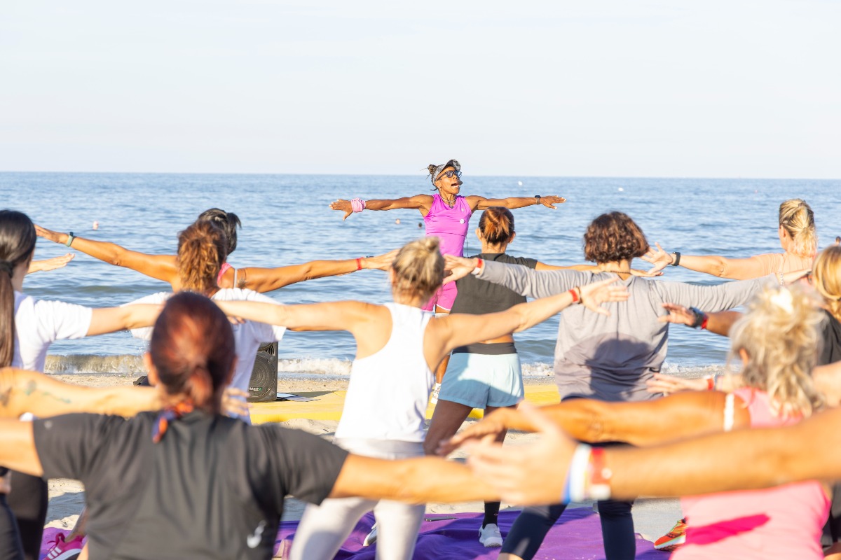 Mare, sport e solidarietà: Rimini si mobilita contro la violenza di genere -
