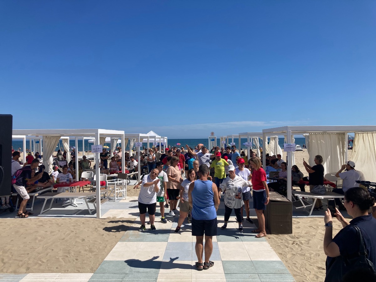 Il valore dell'inclusione: alla Spiaggia Libera Tutti la festa di “Io Valgo” -