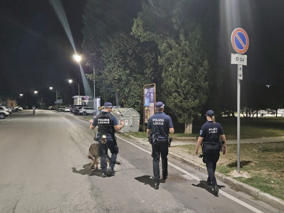 Santarcangelo, 60 multe al mese con i VistaRed ai semafori. Polizia Locale: più servizi notturni - Polizia Locale al Parco Francolini di Santarcangelo
