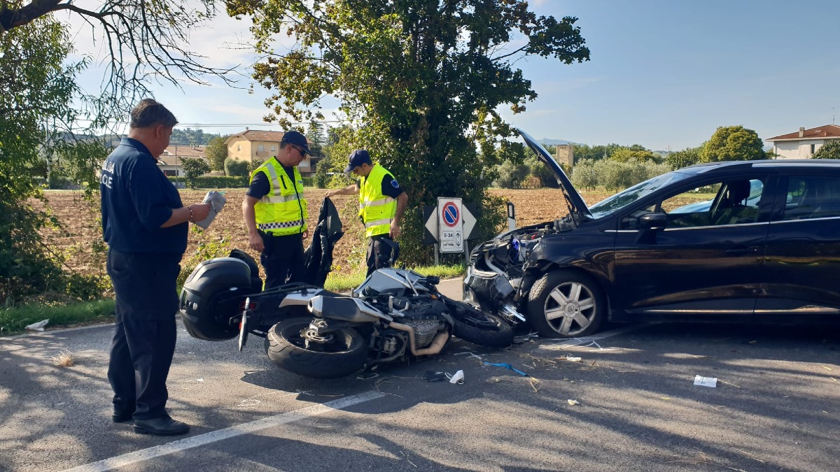 Incidente sulla Marecchiese: due feriti, passeggera elitrasportata al 'Bufalini' - Il luogo dell'incidente