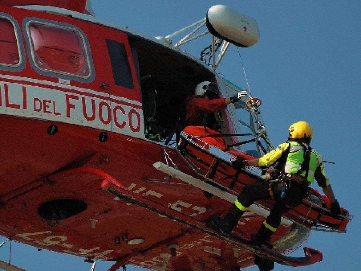 Tragedia alla Prima Torre: corpo avvistato dopo una caduta nel vuoto
