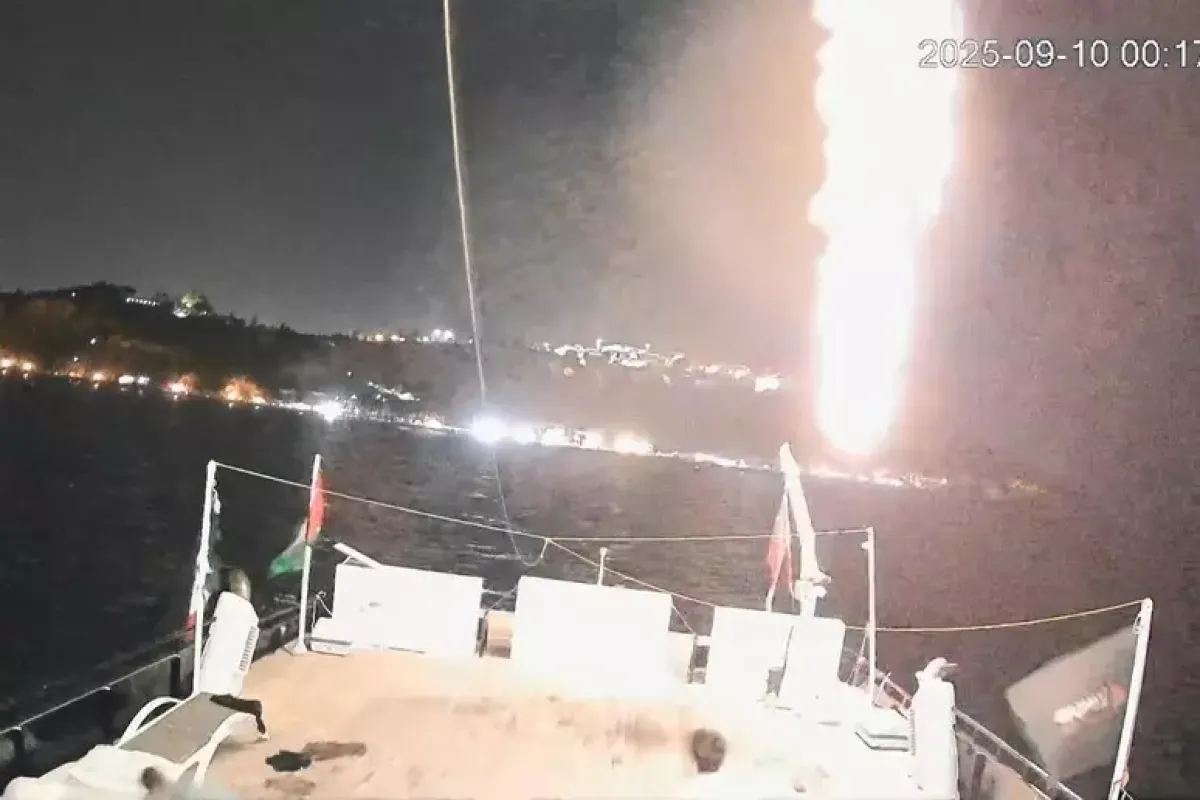 Flotilla per Gaza, il senatore riminese Croatti: “Pronti a salpare da Siracusa, rotta senza scali” - Flotilla, altra barca colpita da sospetto raid con drone