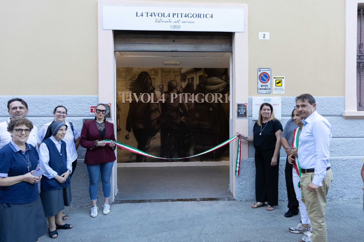 Una mensa universitaria rinnovata a Rimini e più rispettosa dell'ambiente: "Stop alla plastica" - 
