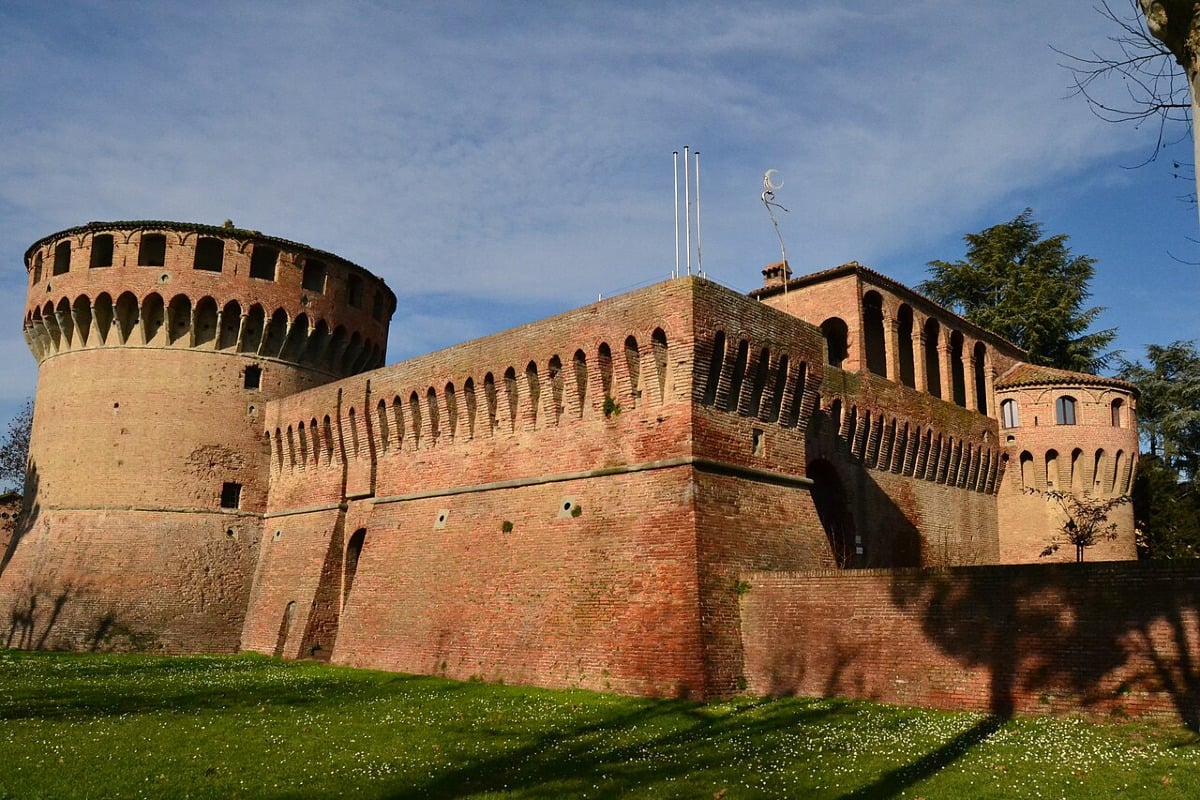 La fortezza medievale romagnola che resistette agli assedi e cela una fortuna inaspettata - Foto: Maddy16869/Wikipedia