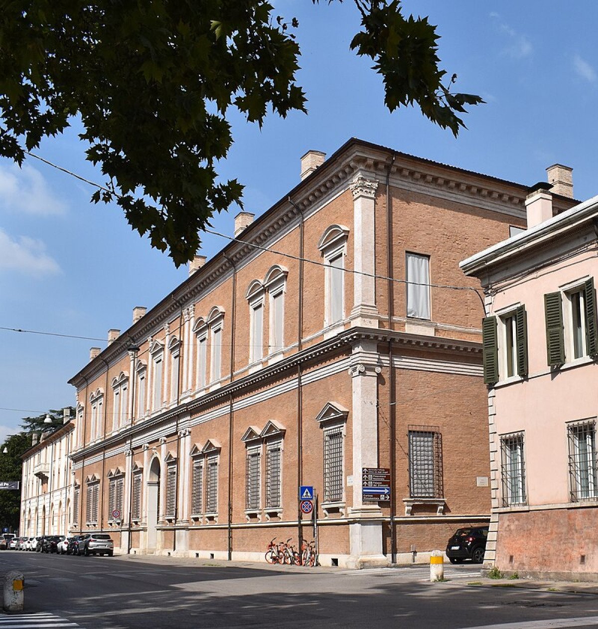 La sede rinascimentale ferrarese che ha sfidato i secoli e nasconde un arcano tra arte e giardini - Foto: Nicola Quirico/Wikipedia