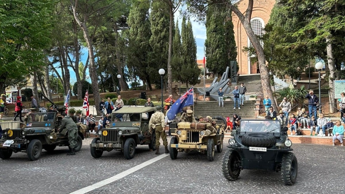 Mezzi storici militari "invadono" Coriano, torna il raduno dell'Automobile Club San Marino - Raduno Linea gialla a Coriano