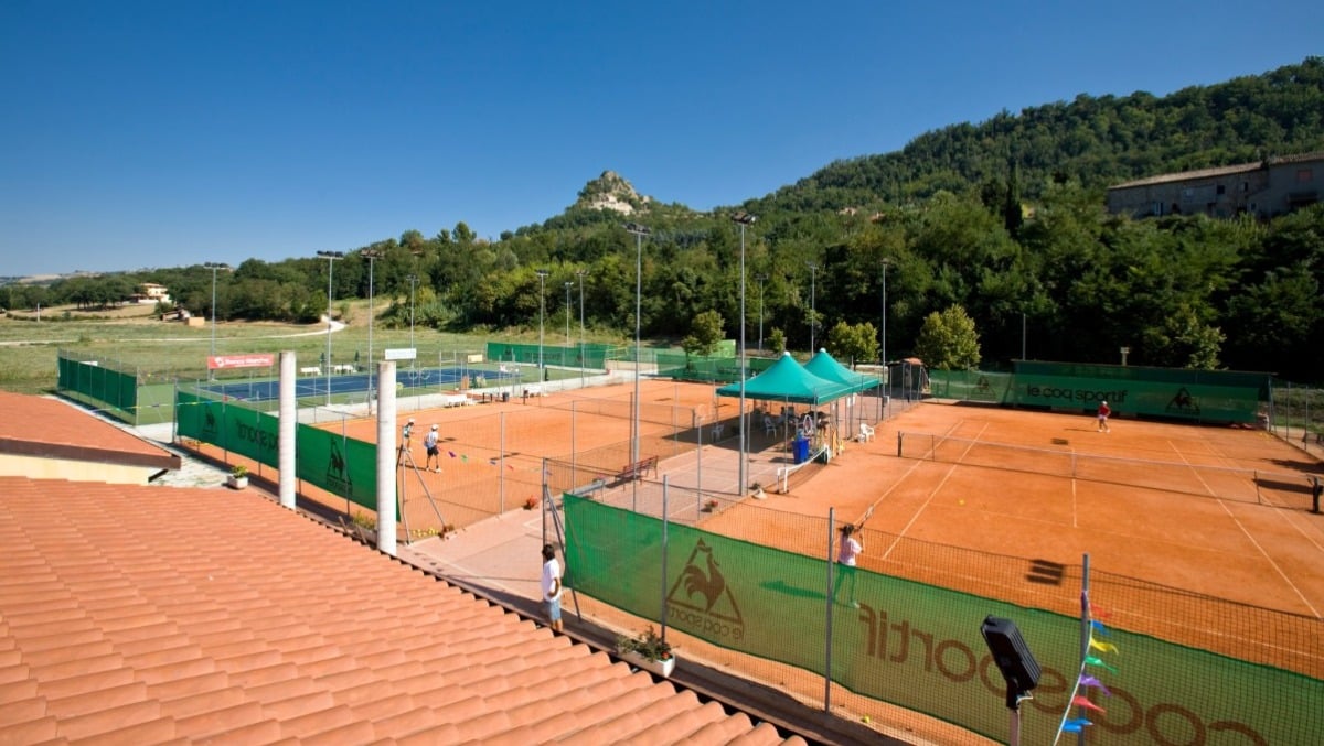 Pietracuta, Tennis Club "sfrattato" dai campi: il sindaco spiega i motivi - Campi da tennis di Pietracuta