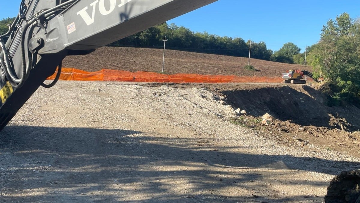 Ciclabile ok a Ponte Santa Maria Maddalena, fiducia per i fondi per il ponte Tibetano - Ciclabile a Ponte Santa Maria Maddalena - il cantiere