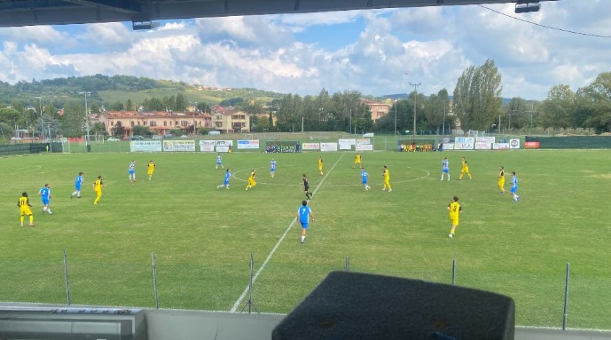 Calcio Promozione, Gabicce Gradara  in dieci per 60': 0-0 contro la V.Castelfidardo - Una fase del match