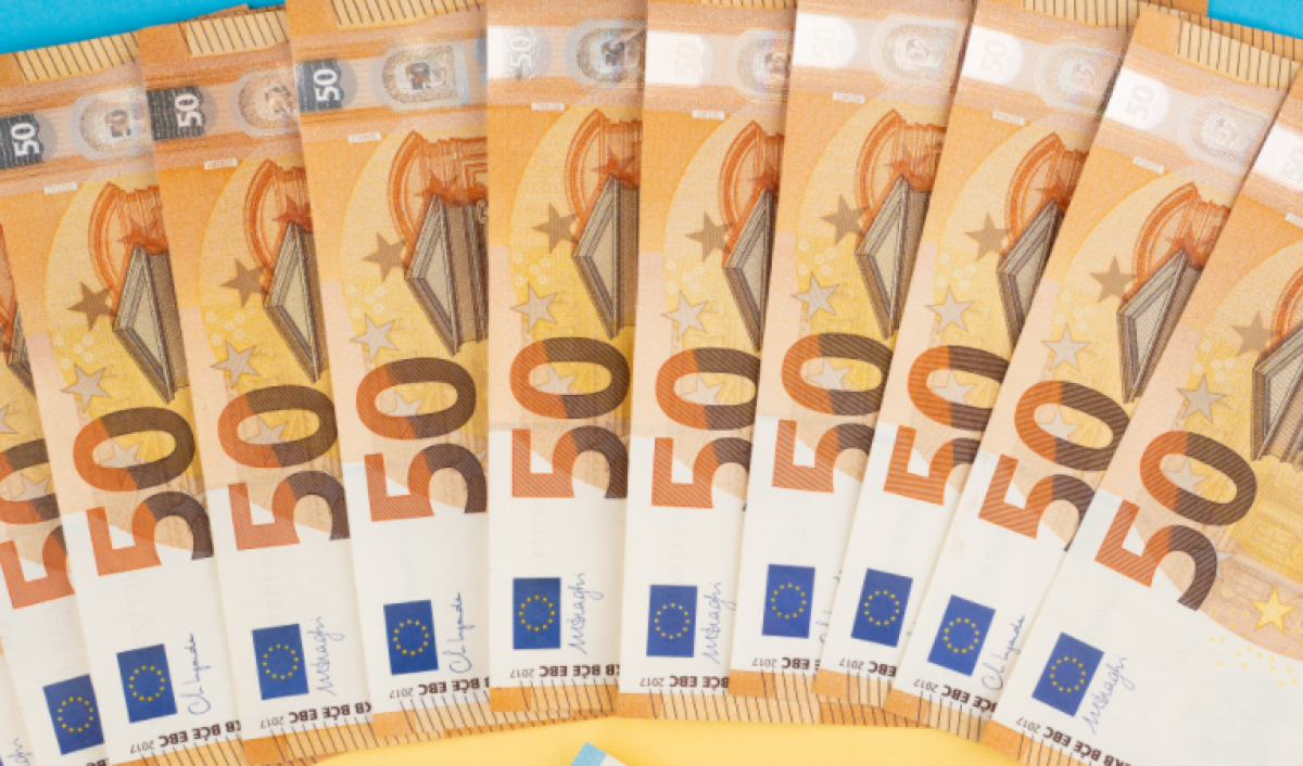 Allarme euro falsi a Novafeltria: banconote da 50 euro “fasulle”, truffati bar e negozi - 