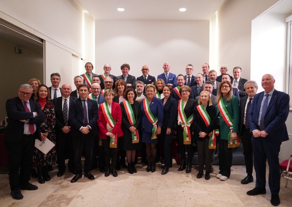 Riccione capitale del G20Spiagge: il commercio al centro del dibattito - 