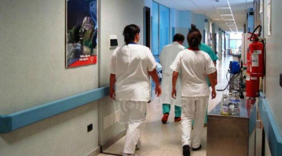 "Gli operatori della sanità perdono 172 al mese": il sindacato boccia il nuovo contratto - Infermieri (Repertorio)