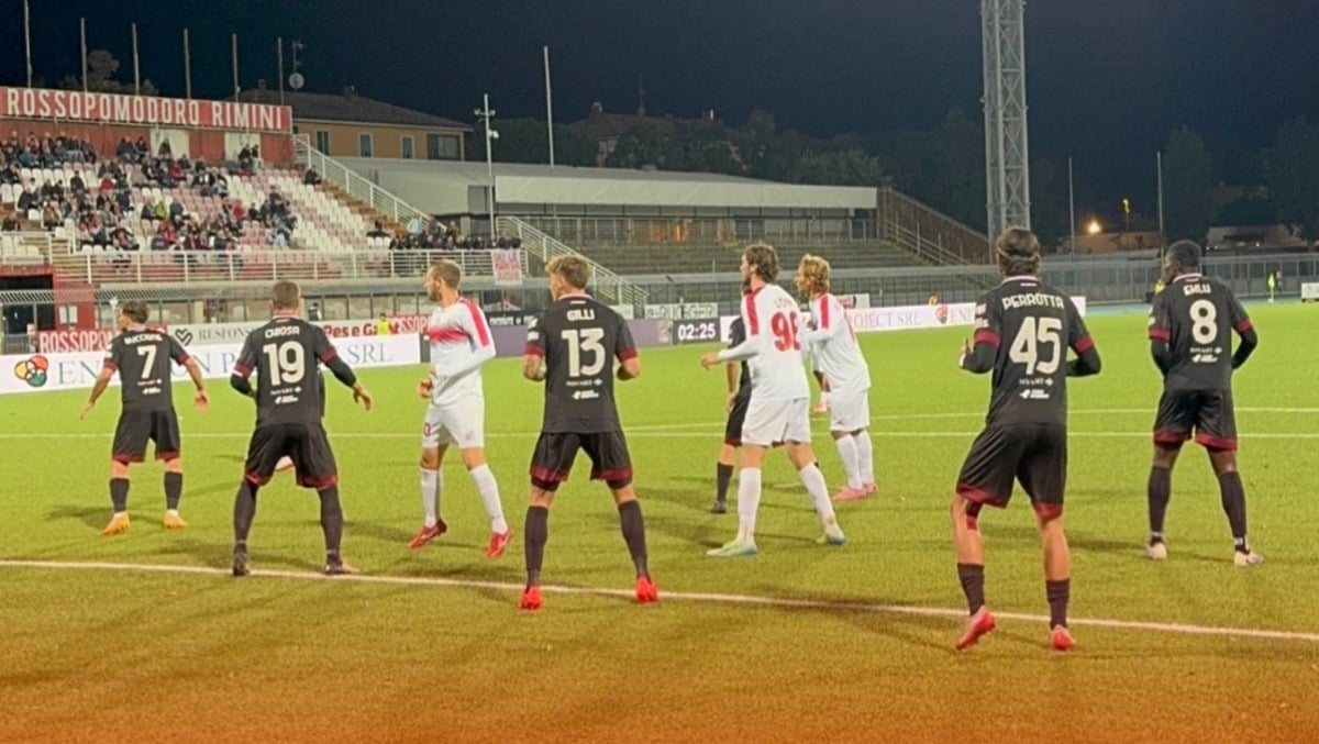 Il Rimini lotta, l'Arezzo è cinico ed espugna il Neri (0-1) - Rimini-Arezzo PH RIMINI FC