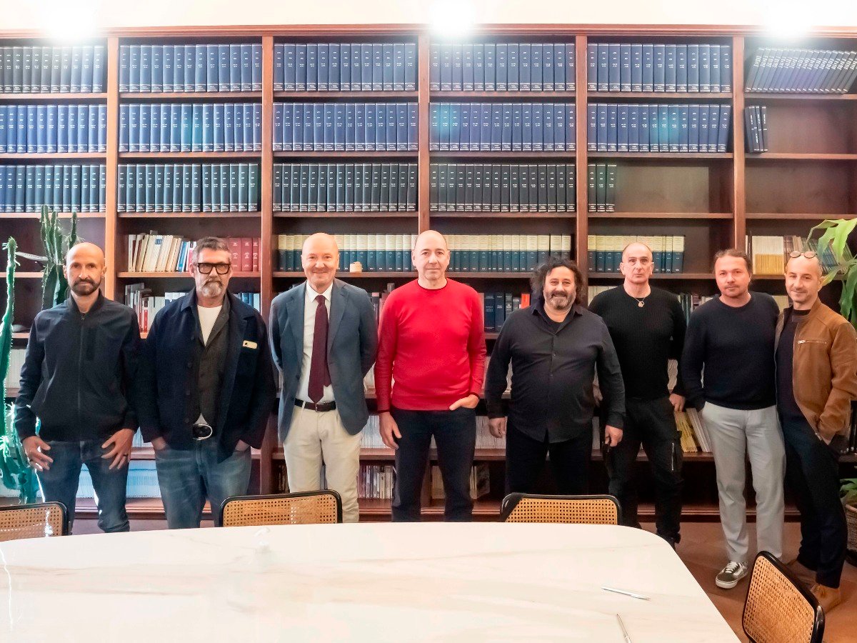 Dal Palacongressi alla città: gli artisti riminesi donano le loro opere a Ieg - 
