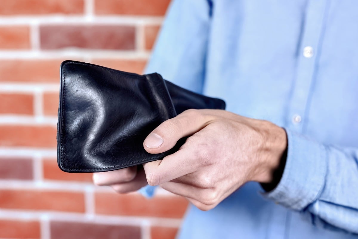 Rimini, violenza domestica: pugni alla madre per 5 euro - 