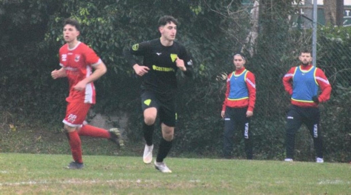 Calcio, Victoria: Federico Rossi ancora a segno. 'Sono cresciuto sotto il profilo mentale' - Federico Rossi