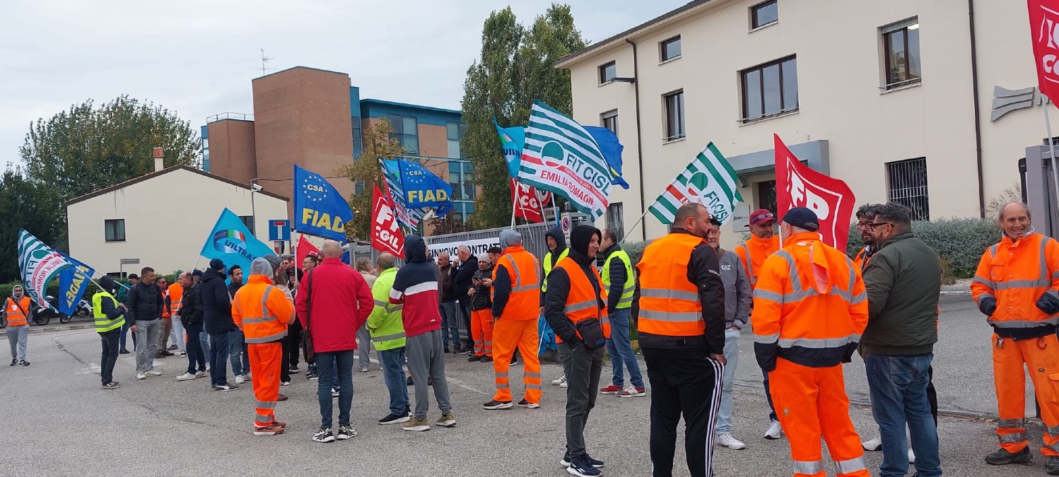 Sciopero nazionale dei servizi ambientali il 17 ottobre: picchetto anche a Rimini -
