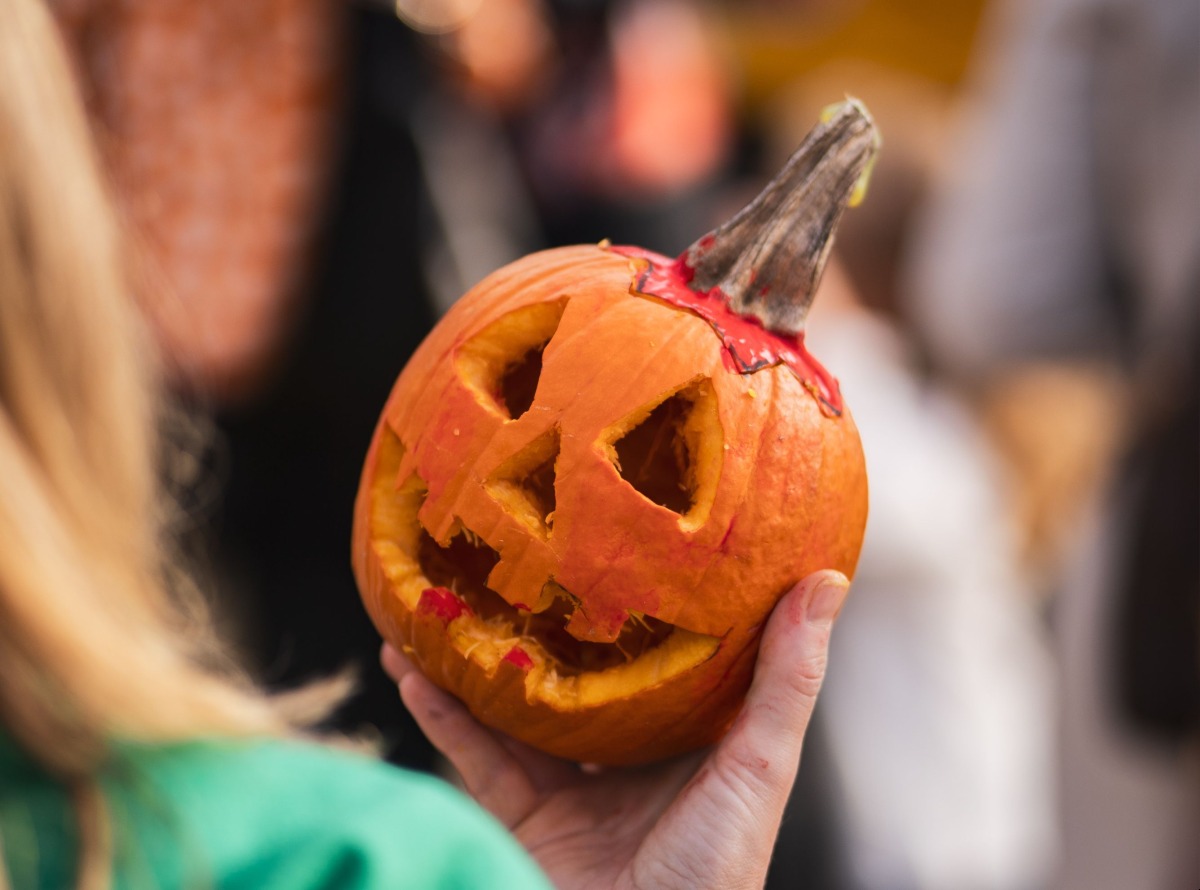Halloween Parade 2025: arte, danza e spettacolo invadono Riccione -