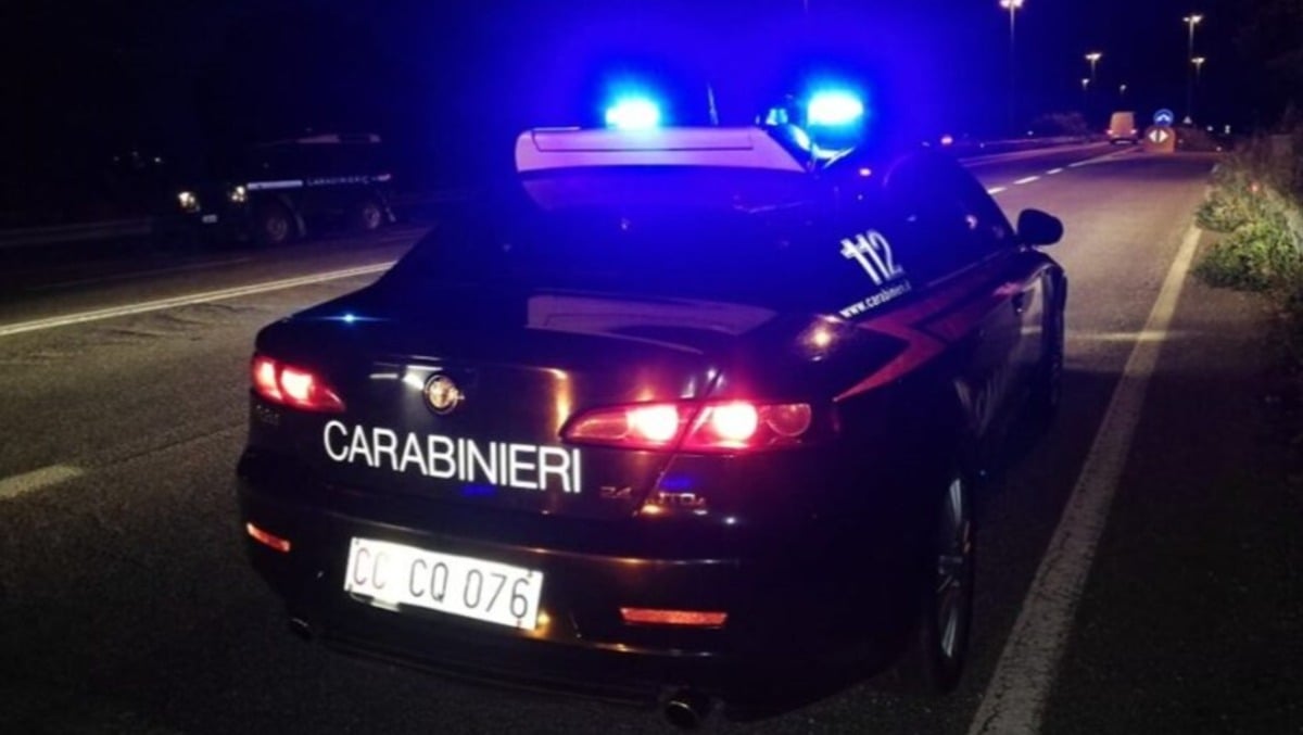 Folle fuga tra Ponte Baffoni e Maiolo: denuncia e -40 punti sulla patente - Carabinieri in azione REPERTORIO