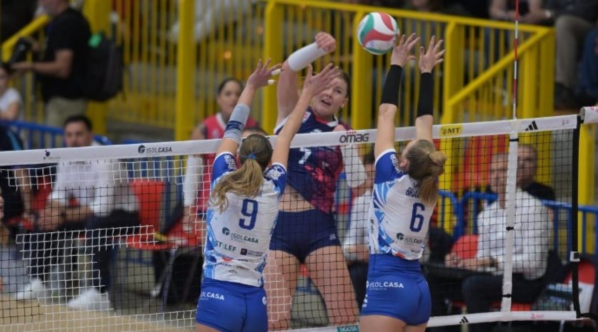 Volley A1 femminile, Scandicci troppo forte: l’Omag-Mt cede in tre set  - Una fase di gioco