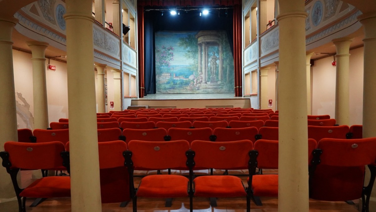 Il Teatro Massari si rinnova: il fascino storico si accende con il nuovo impianto di illuminazione - Teatro Massari, San Giovanni in Marignano