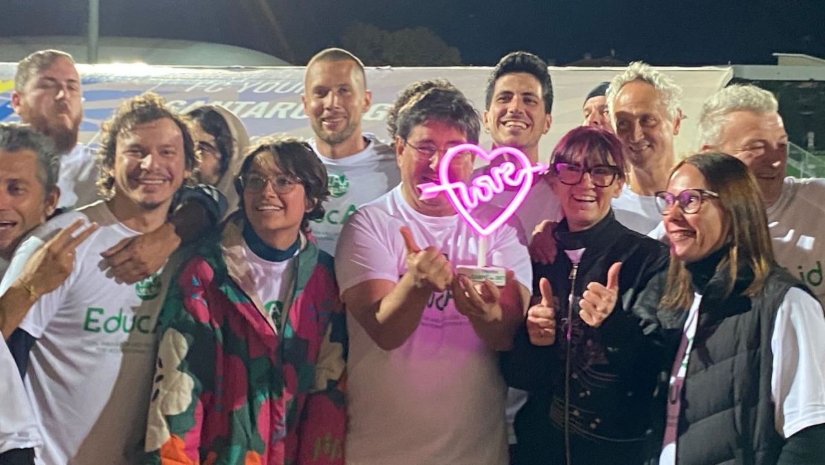 Santarcangelo, i cantanti battono i musicisti: ma a vincere è la solidarietà per Gaza - 