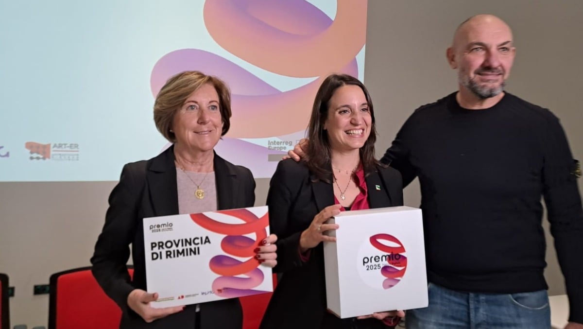 La Provincia di Rimini conquista il Premio Agenda Digitale per i risultati nella digitalizzazione -