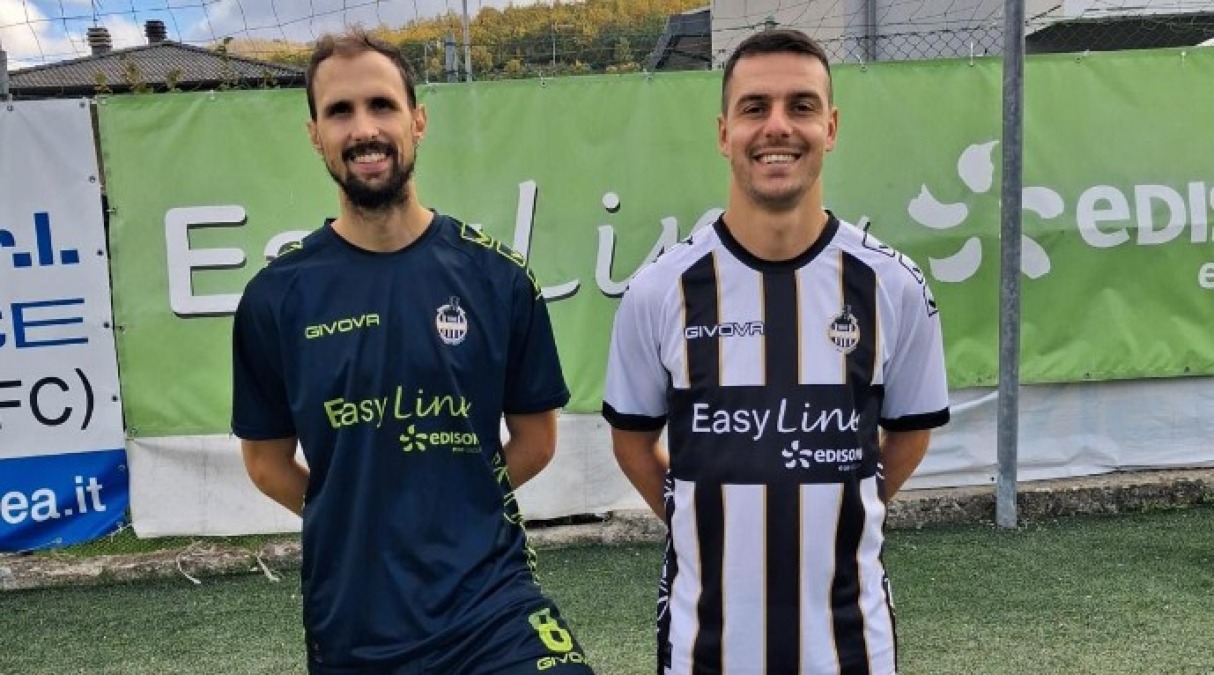 Calcio Eccellenza, Sampierana in campo con la maglia celebrativa del Centenario -  Braccini e Petrini indossano la maglia celrbrativa del Centenario