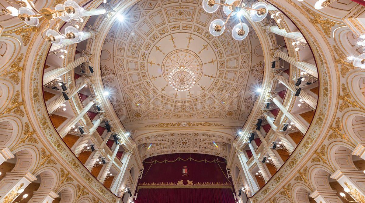 Sigismondo d'oro 2025, il sindaco di Rimini annuncia i premiati - Interni Teatro Galli, Rimini (foto di Elena Morosetti)