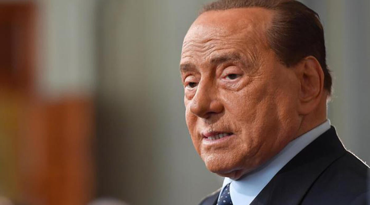 Bellaria Igea Marina: "Dedichiamo una via a Silvio Berlusconi". È polemica - Silvio Berlusconi