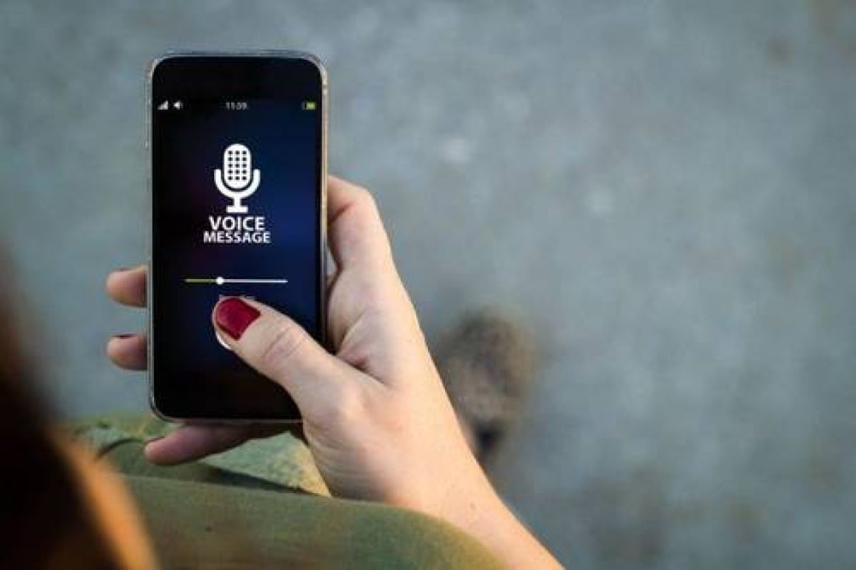 Rimini: registra in segreto il marito e l'avvocato durante la separazione. Condannata a 6 mesi - Reper