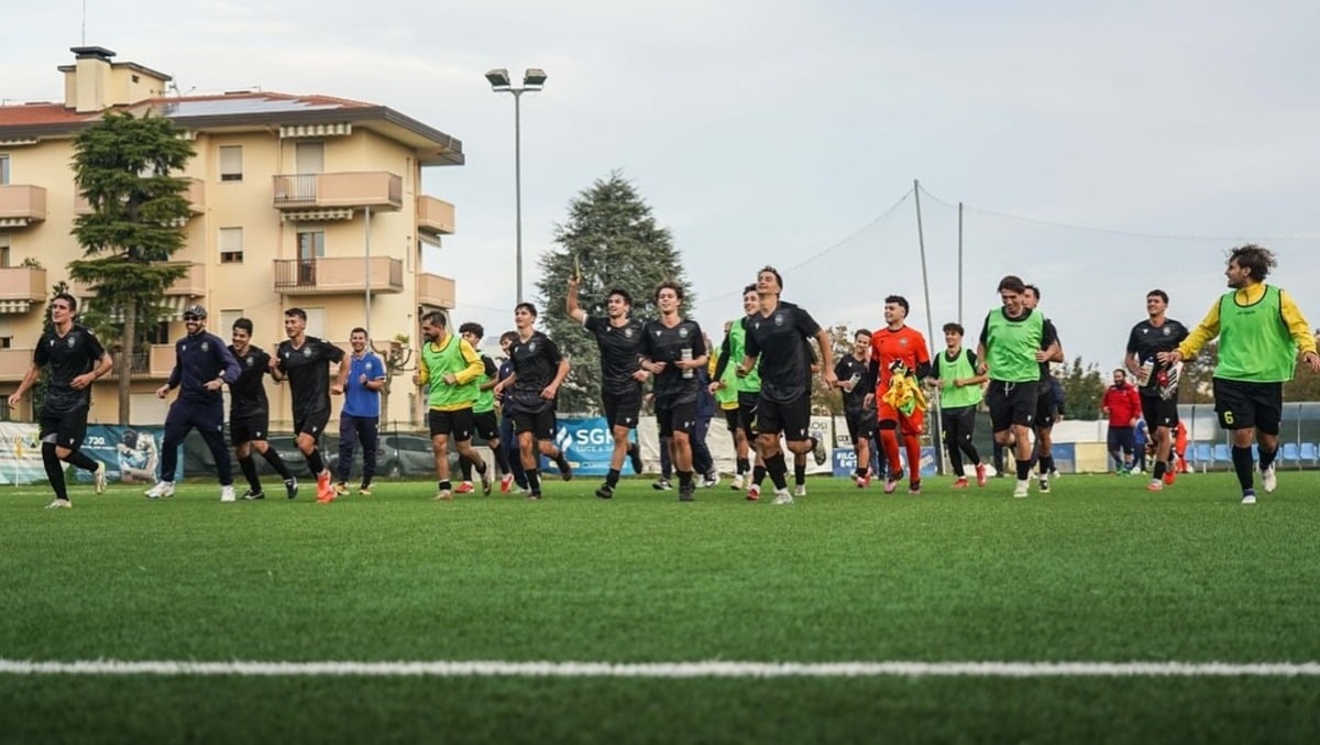 Promozione D: clamoroso tris in vetta. Crolla la Savignanese con la Stella, Misano corsaro in trasferta - 