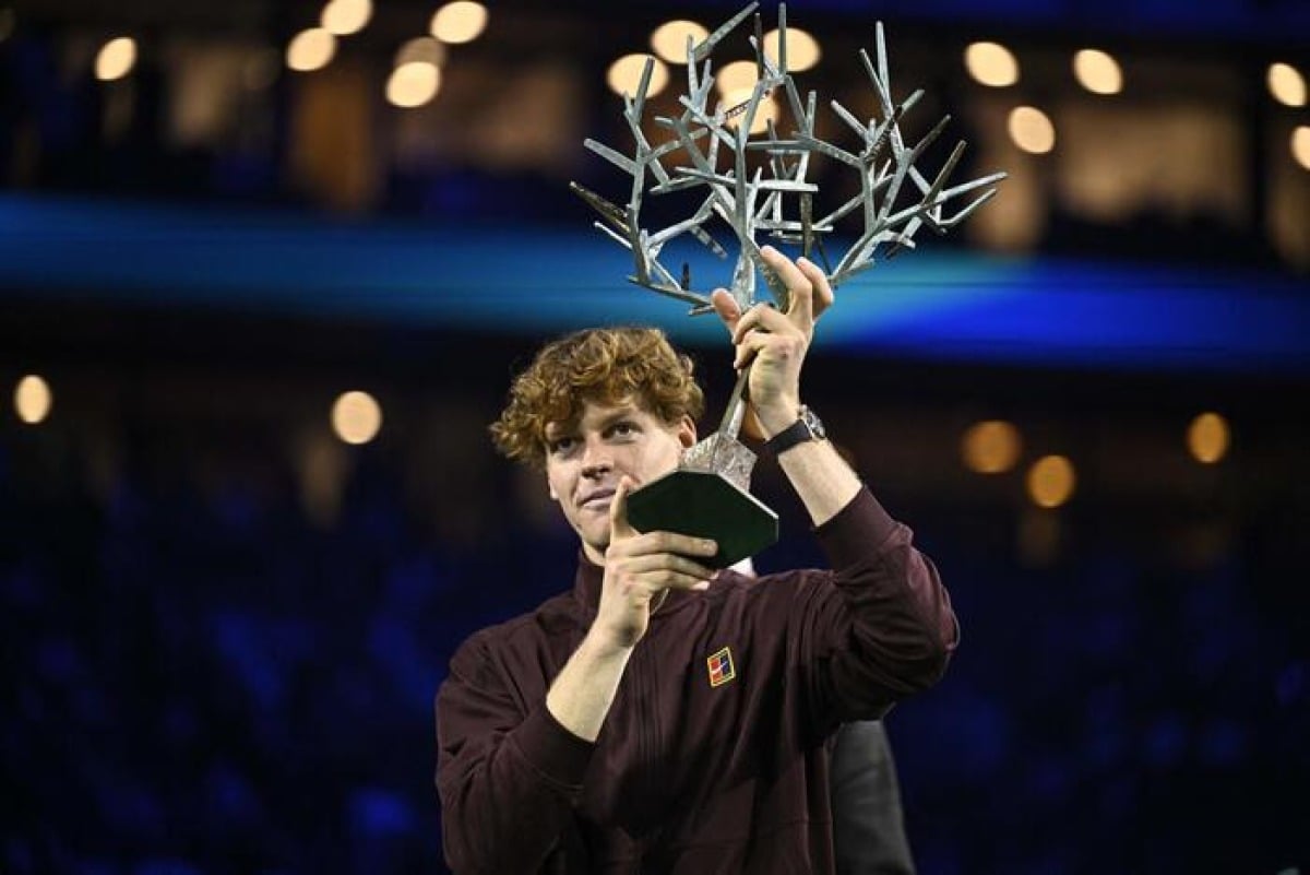 Sinner trionfa al Paris Masters e torna numero 1 del mondo - © Ansa