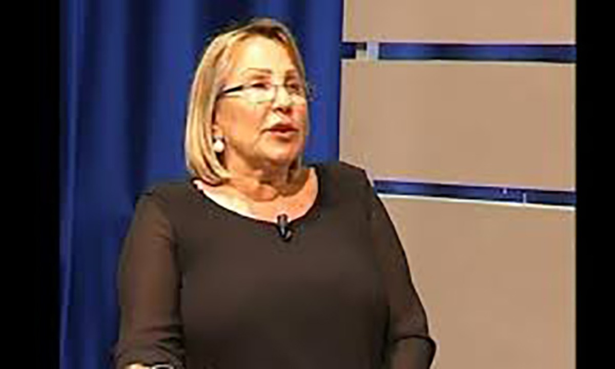 Rimini: Consigliera Adriana Ventura in allarme. Appello contro il ripristino della pubblicità sessista su strade e veicoli - 