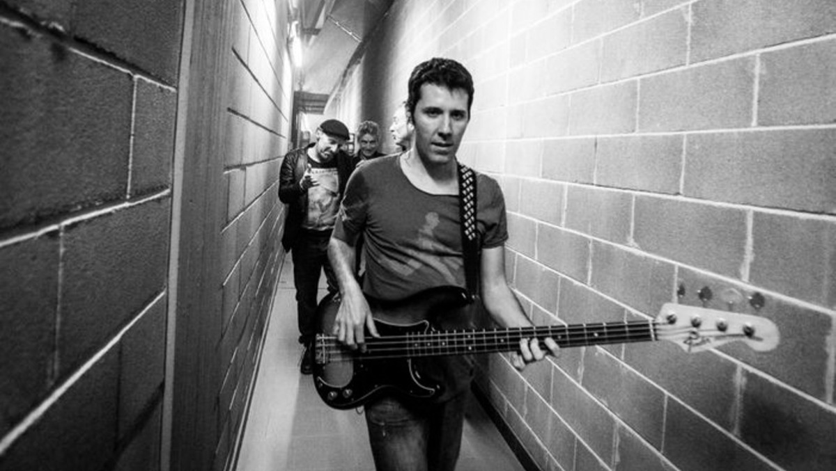 House of Rock: la tribute band di Ligabue sul palco con il bassista ufficiale del Liga - 